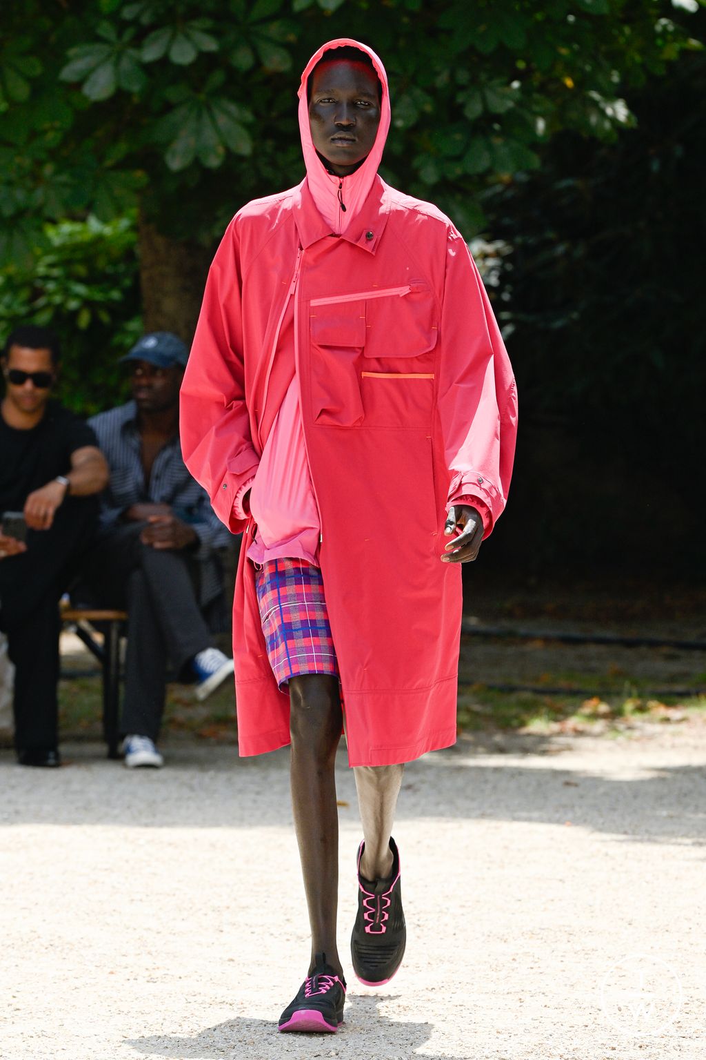 Fashion Week Paris Spring/Summer 2026 look 12 de la collection White Mountaineering menswear