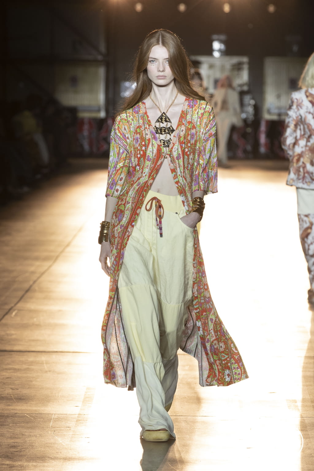 Fashion Week Milan Spring/Summer 2022 look 12 from the Etro collection 女装