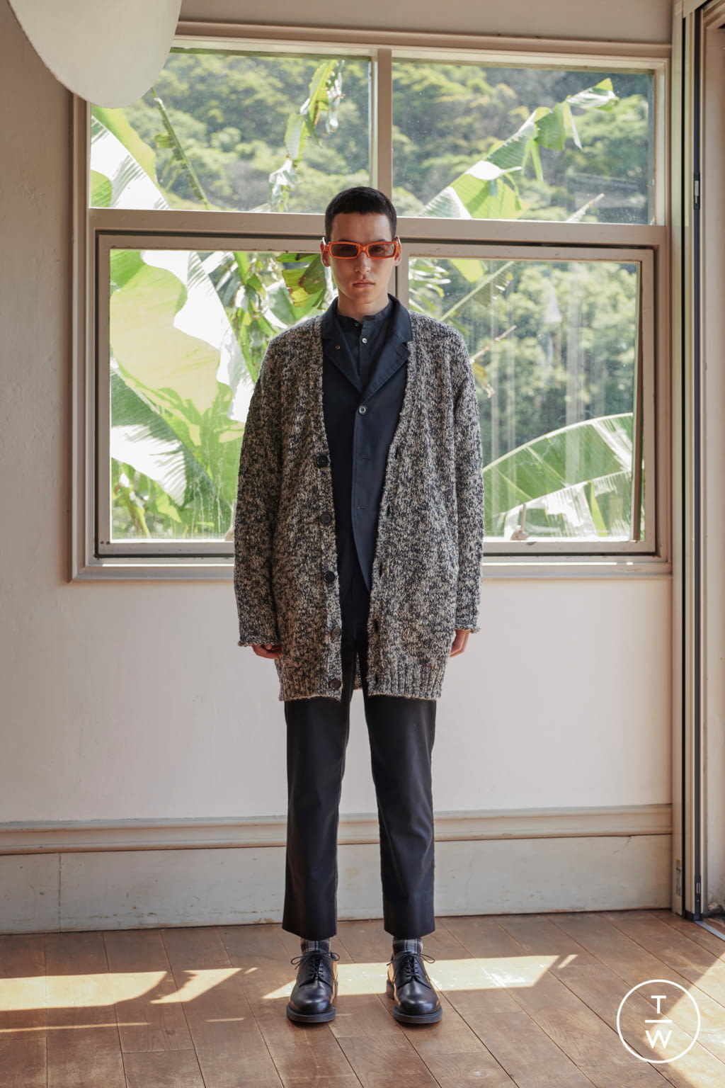 Fashion Week Paris Spring/Summer 2022 look 13 from the Undercover collection menswear