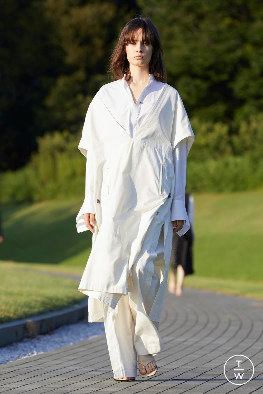 Fashion Week Paris Spring/Summer 2021 look 12 from the Ujoh collection 女装