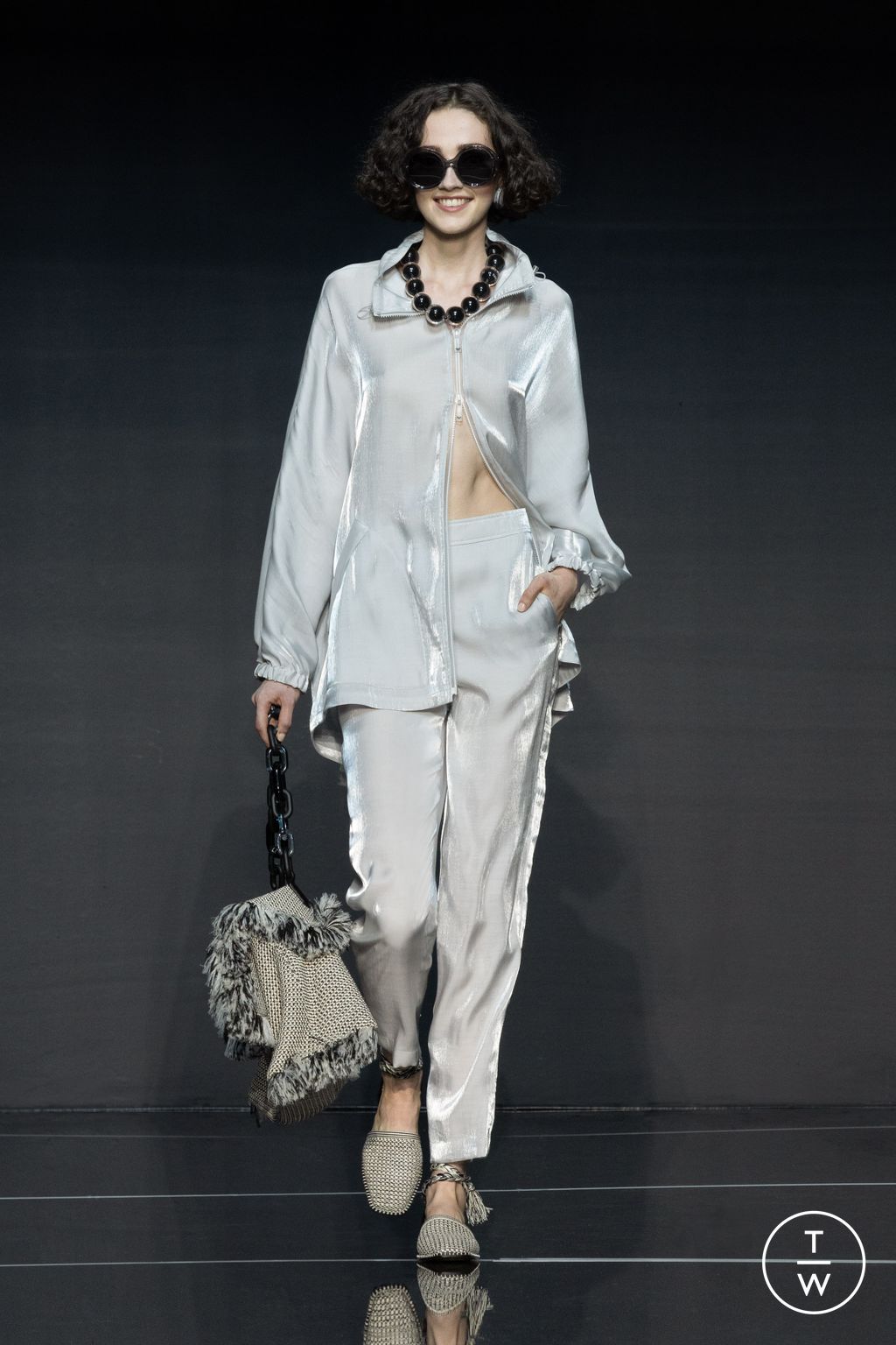Fashion Week Milan Spring/Summer 2024 look 12 from the Emporio Armani collection 女装