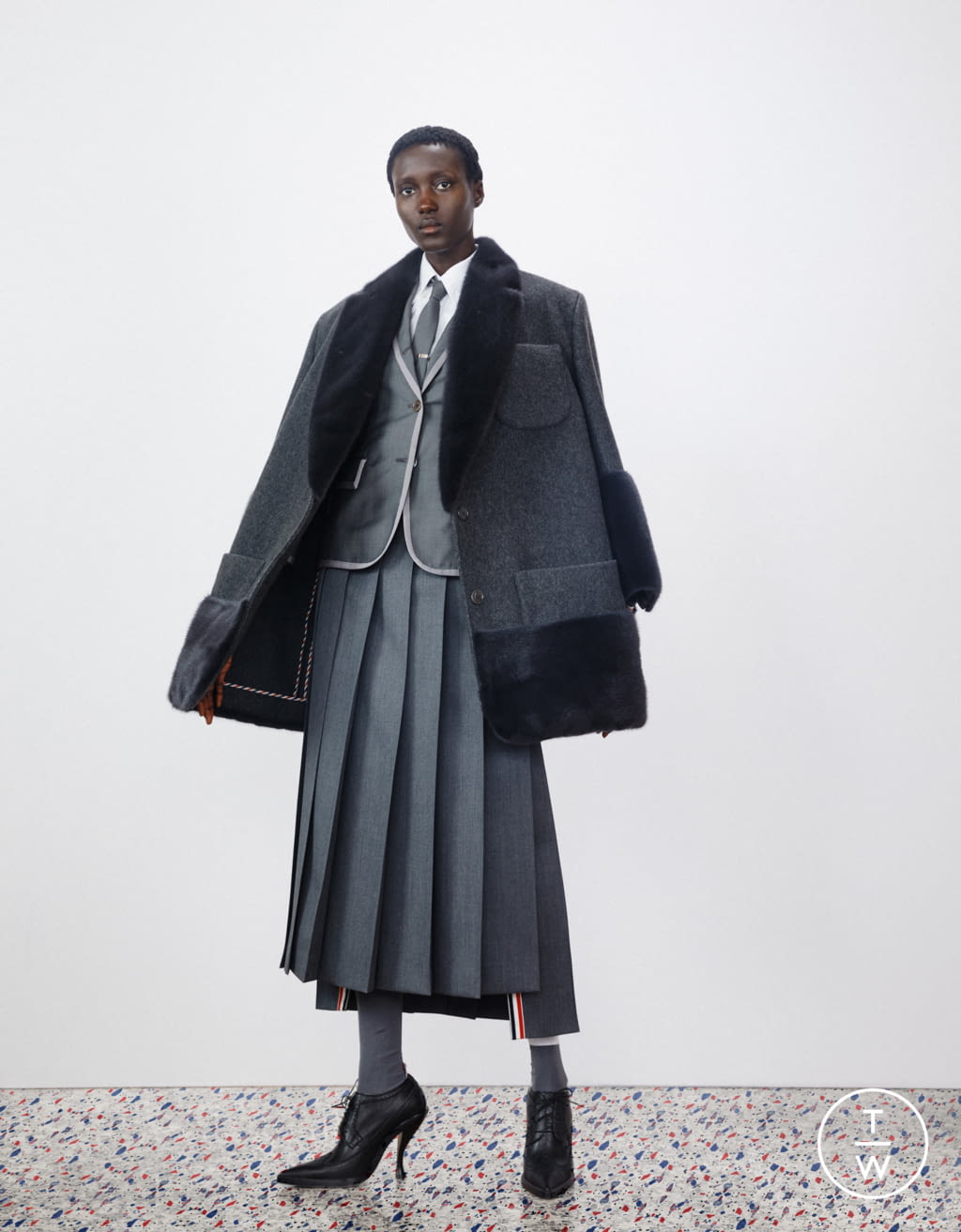 Fashion Week Paris Resort 2020 look 12 from the Thom Browne collection 女装