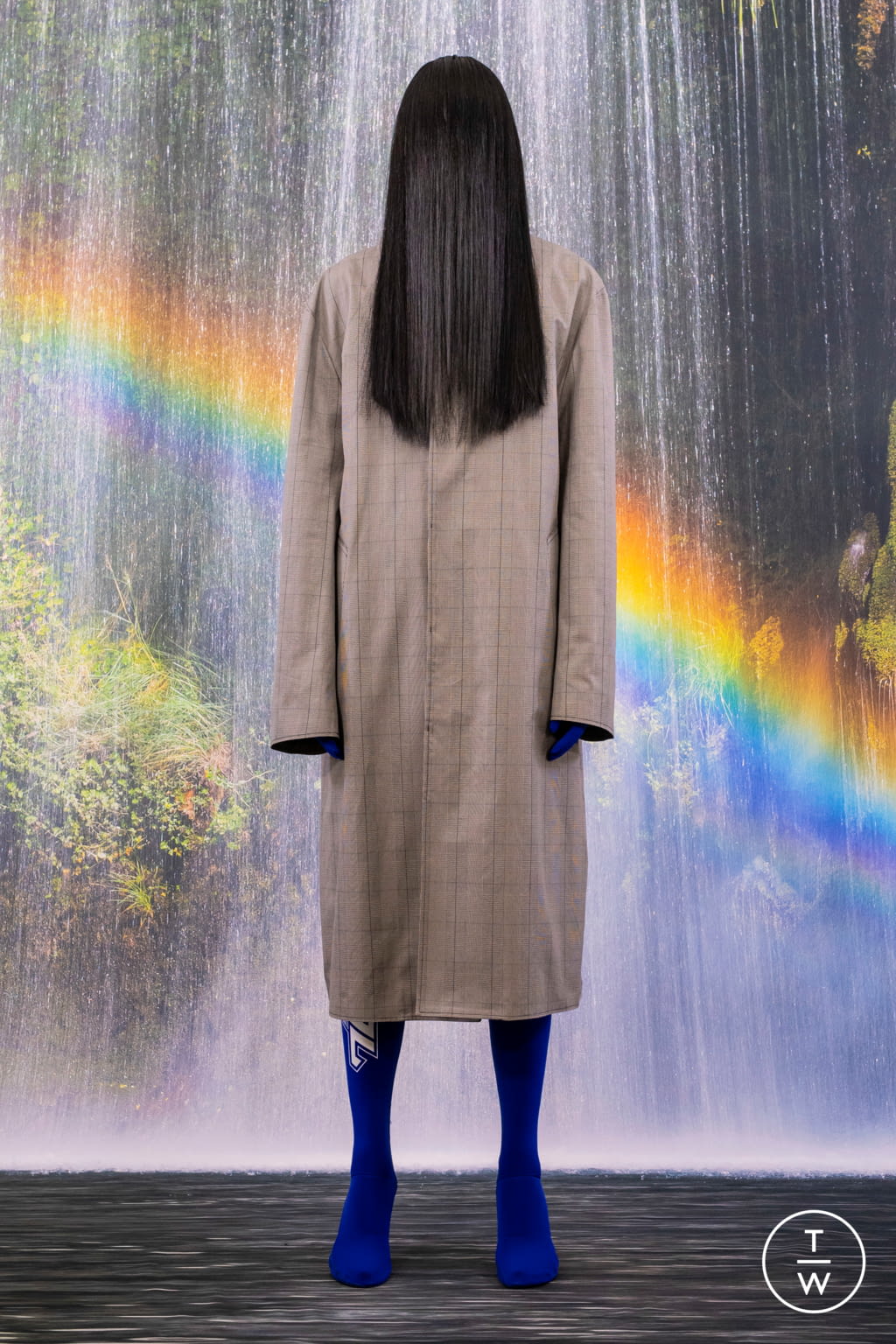 Fashion Week Paris Fall/Winter 2021 look 120 from the VETEMENTS collection 男装