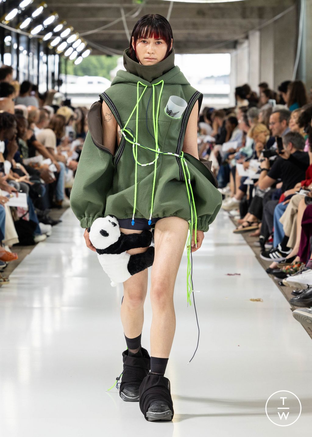 Fashion Week Paris Spring/Summer 2024 look 119 from the IFM PARIS collection menswear