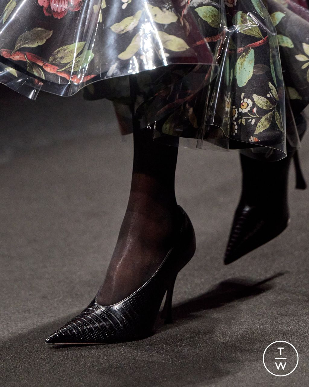 Fashion Week Milan Fall/Winter 2025 look 61 from the Roberto Cavalli collection womenswear accessories