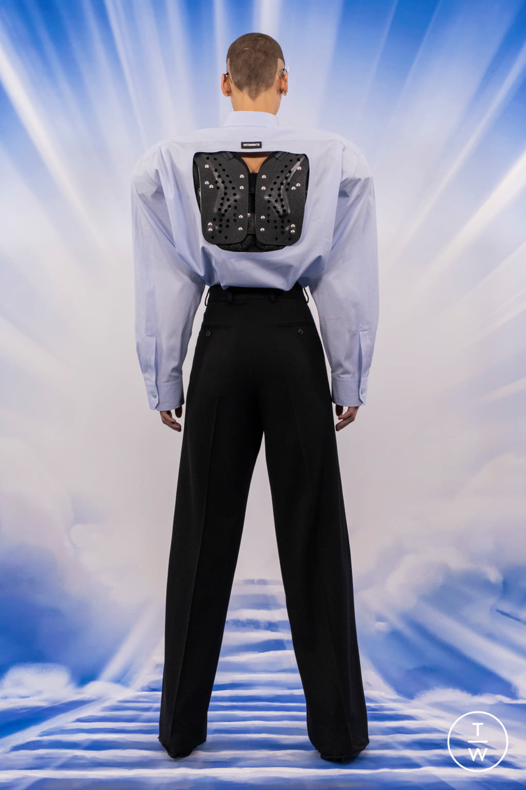 Fashion Week Paris Fall/Winter 2021 look 127 from the VETEMENTS collection menswear