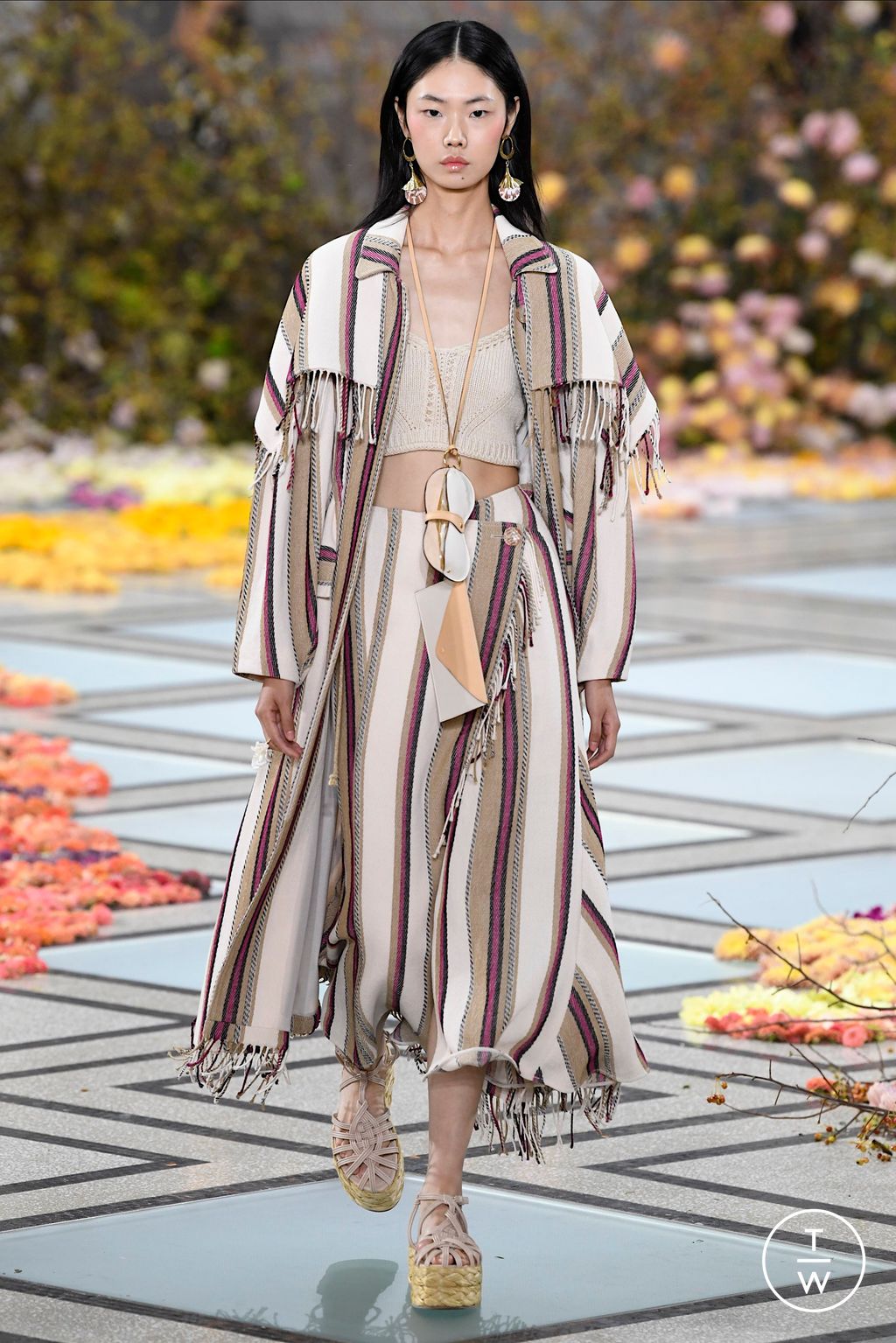 Fashion Week New York Spring/Summer 2023 look 32 from the Ulla Johnson collection womenswear