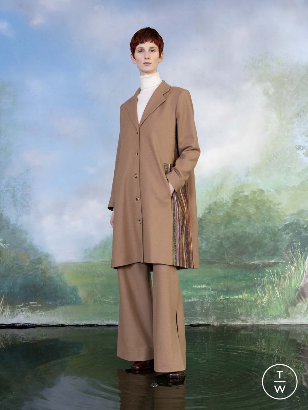 Fashion Week Paris Fall/Winter 2022 look 12 from the Benjamin Benmoyal collection womenswear