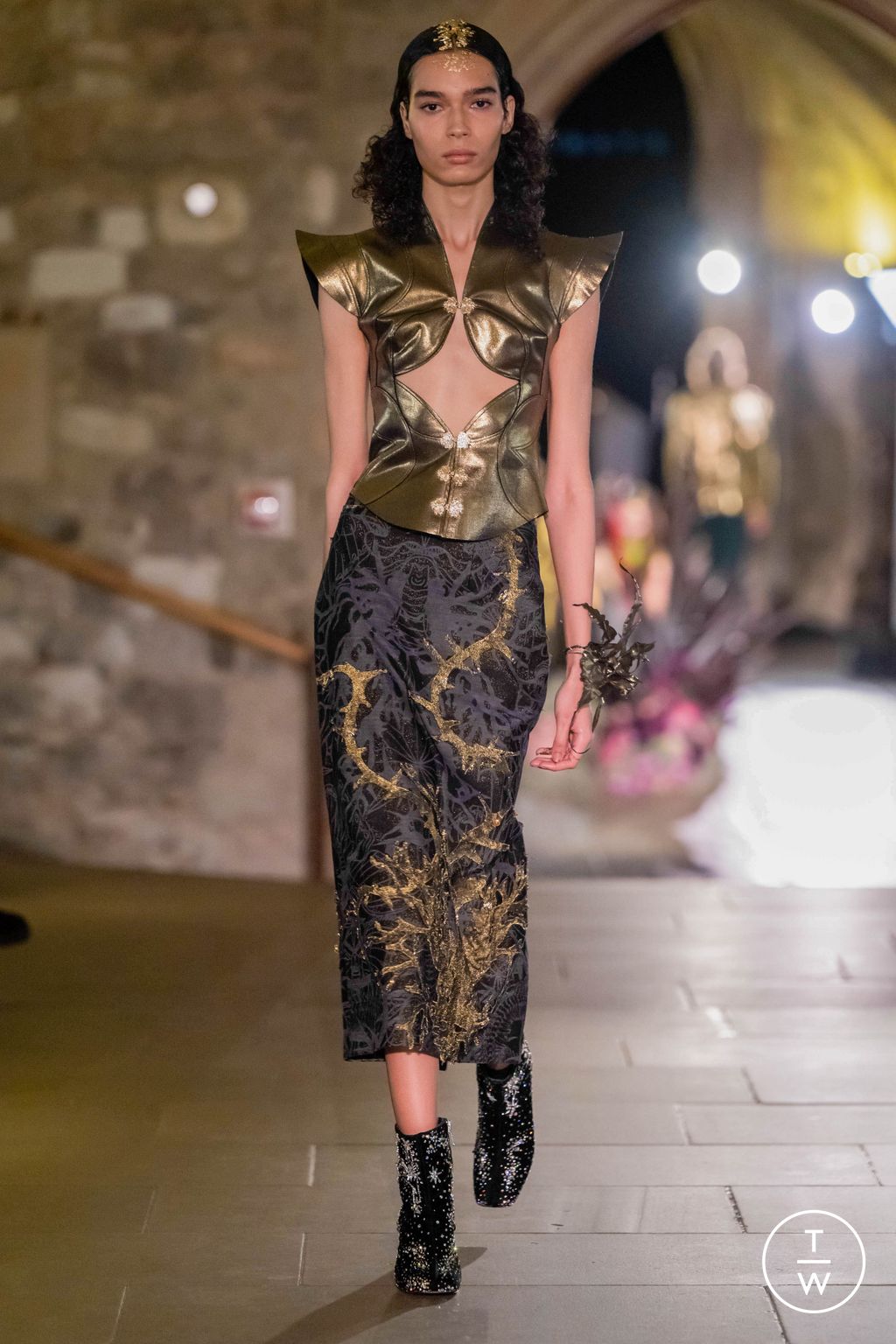 Fashion Week London Fall/Winter 2024 look 12 from the MITHRIDATE collection 女装