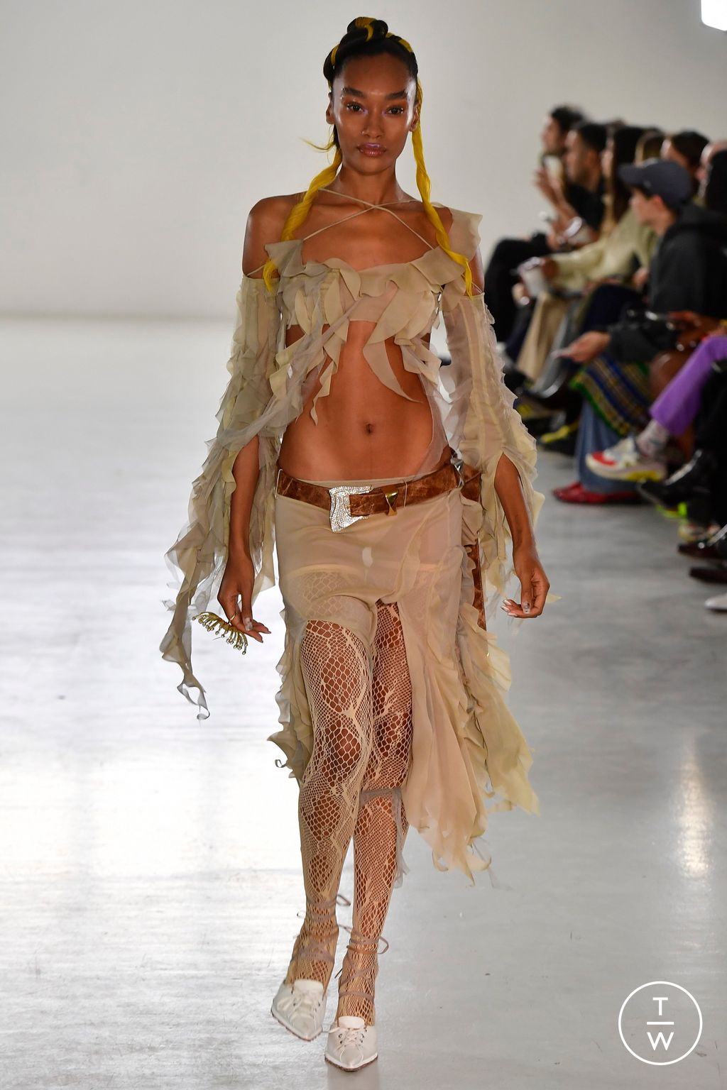Fashion Week London Spring/Summer 2023 look 14 from the Poster Girl collection womenswear