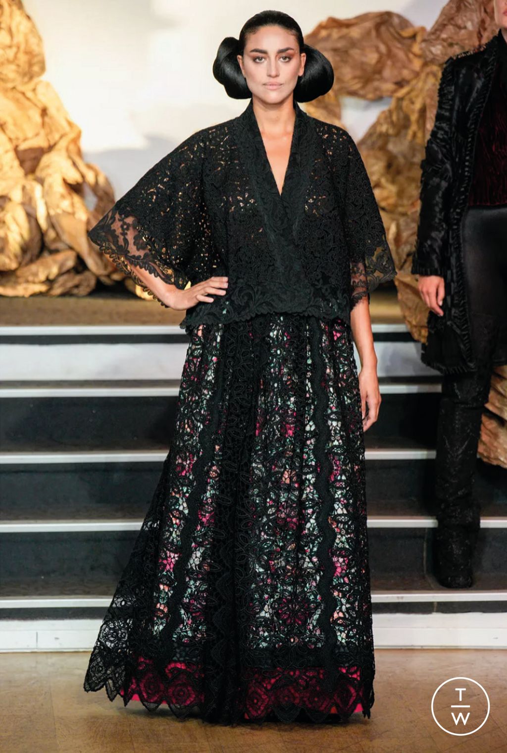 Fashion Week Paris Fall/Winter 2025 look 12 from the Franck Sorbier collection couture