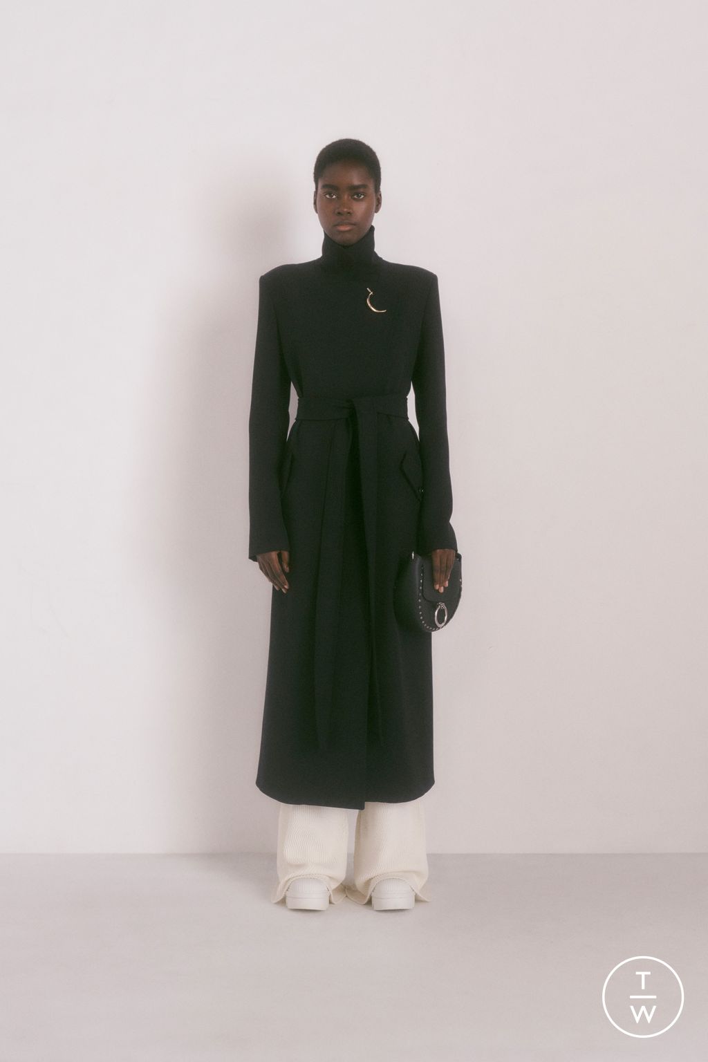 Fashion Week Paris Pre-Fall 2023 look 12 from the Chloé collection 女装