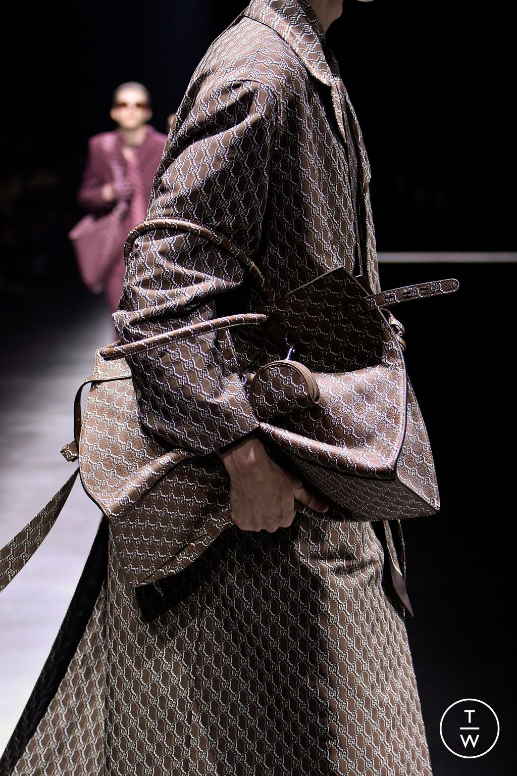 Fashion Week Milan Fall/Winter 2024 look 5 de la collection Gucci menswear accessories