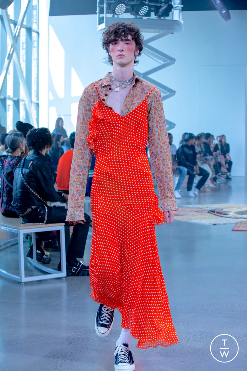 Fashion Week New York Spring/Summer 2022 look 13 from the Kenneth Nicholson collection womenswear
