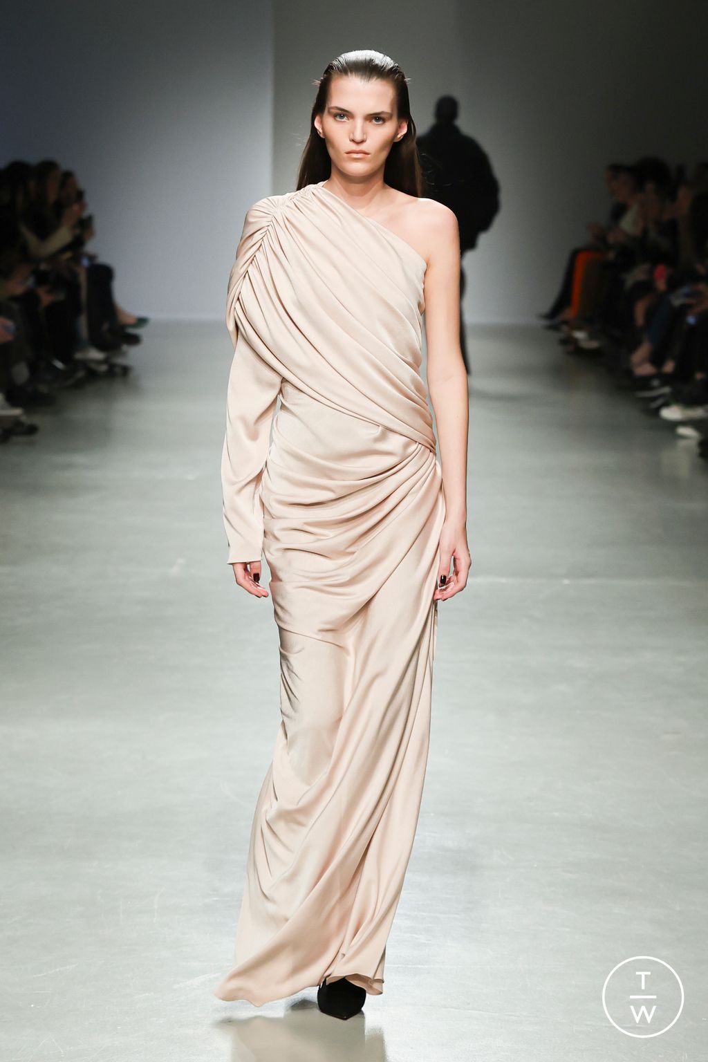 Fashion Week Paris Fall/Winter 2025 look 13 from the Atlein collection 女装