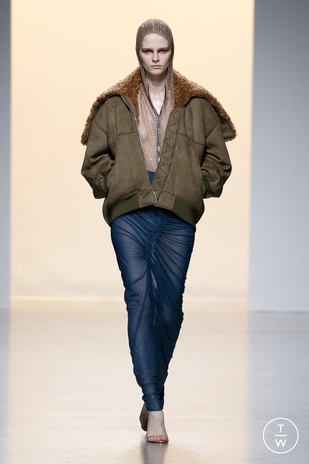Fashion Week Paris Fall/Winter 2024 look 13 from the Atlein collection 女装