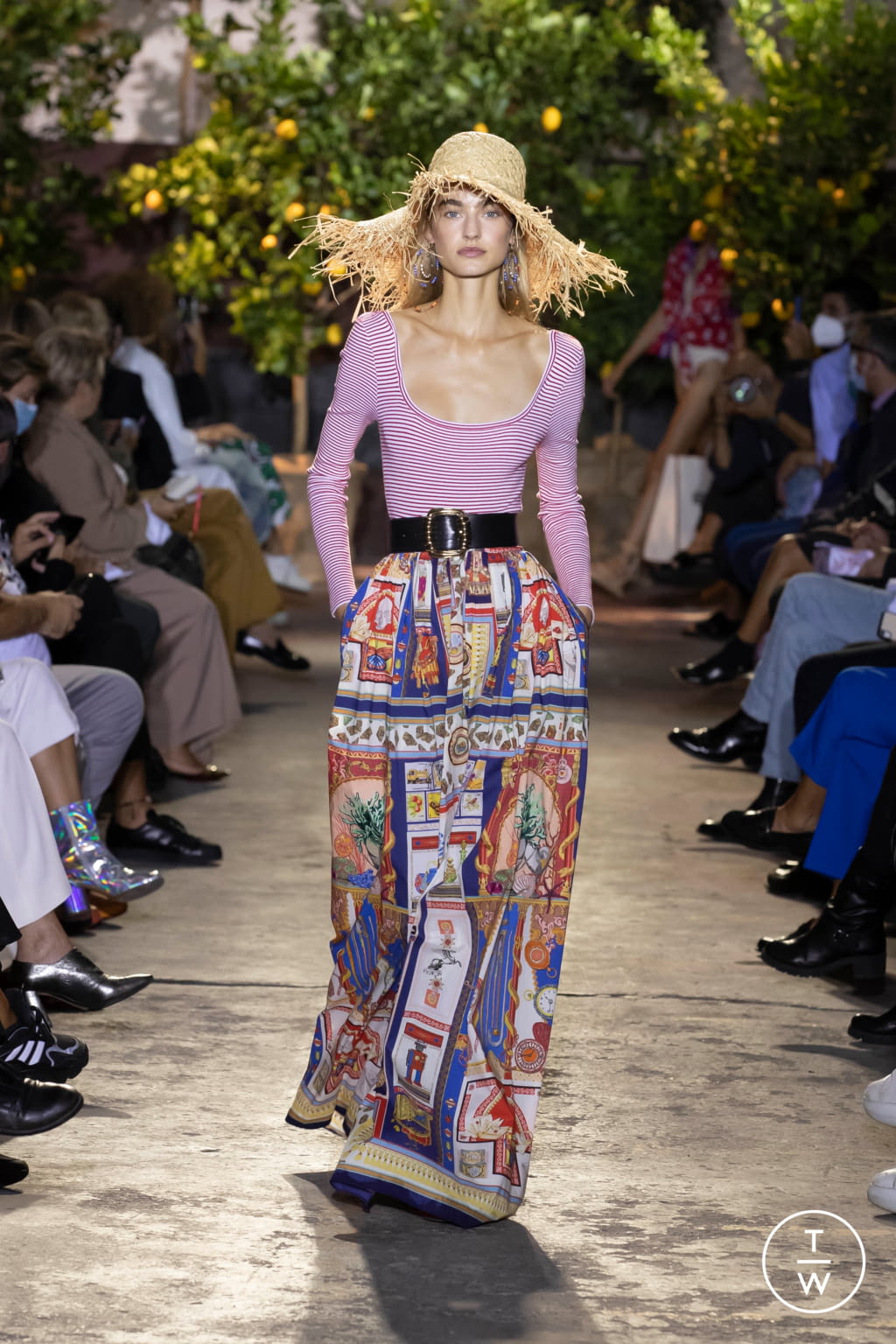 Fashion Week Milan Spring/Summer 2021 look 13 from the Etro collection womenswear