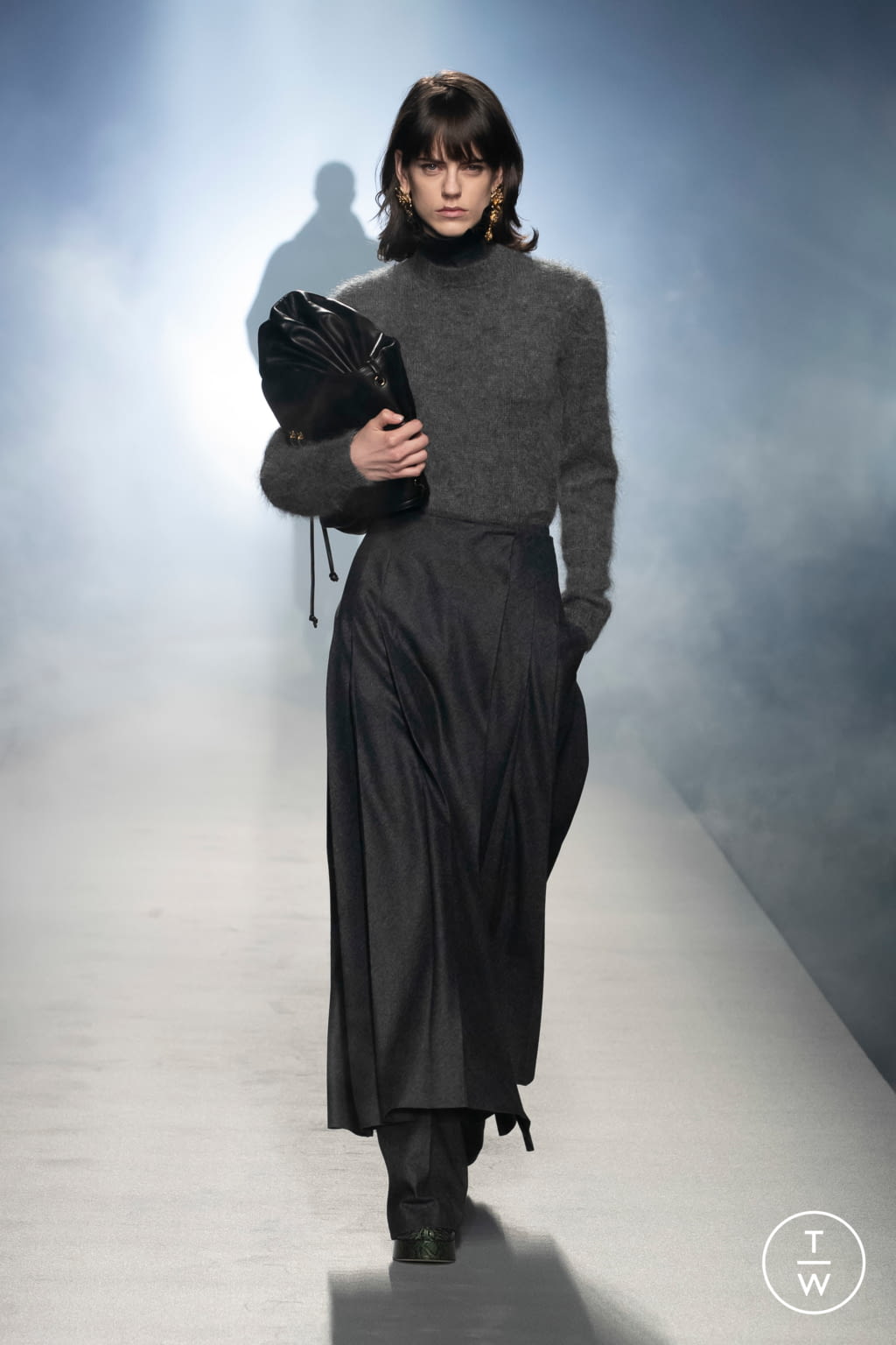 Fashion Week Milan Fall/Winter 2021 look 13 from the Alberta Ferretti collection womenswear