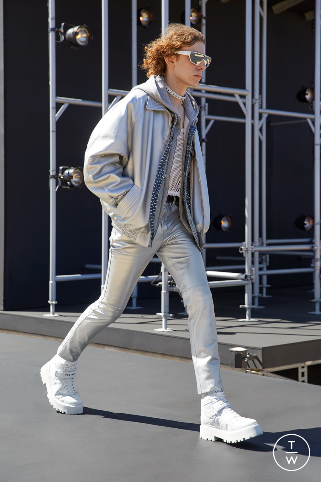 Fashion Week Paris Spring/Summer 2022 look 13 from the Celine collection 男装