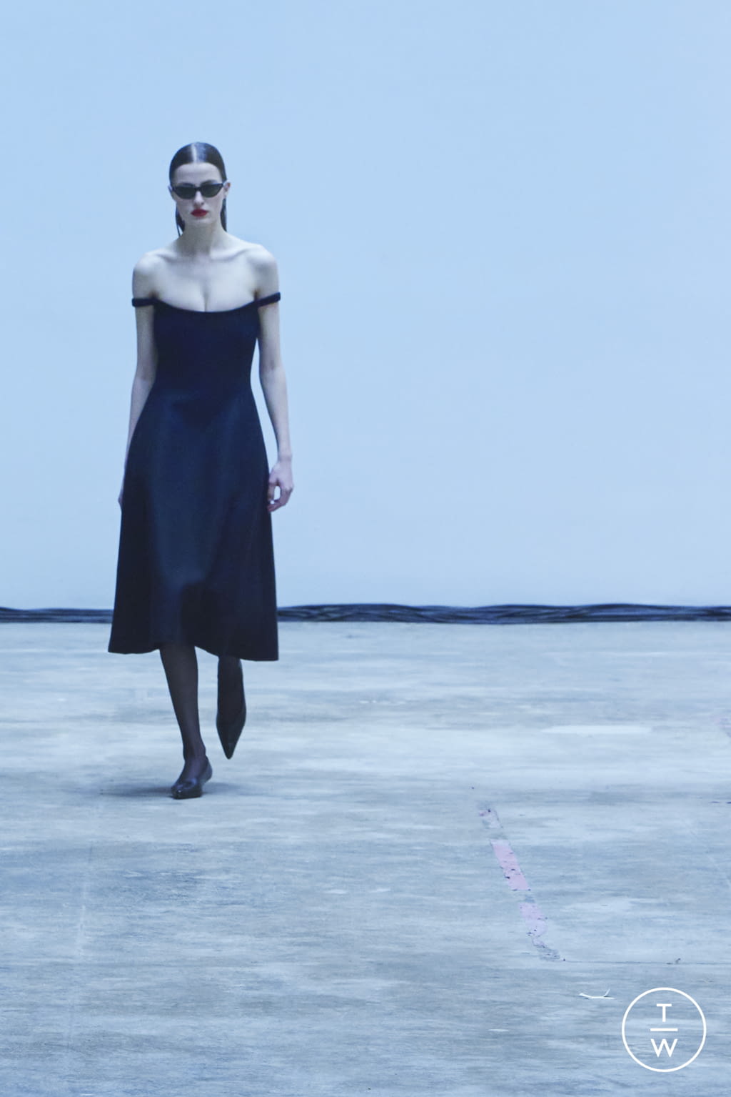 Fashion Week New York Fall/Winter 2022 look 13 de la collection Khaite womenswear