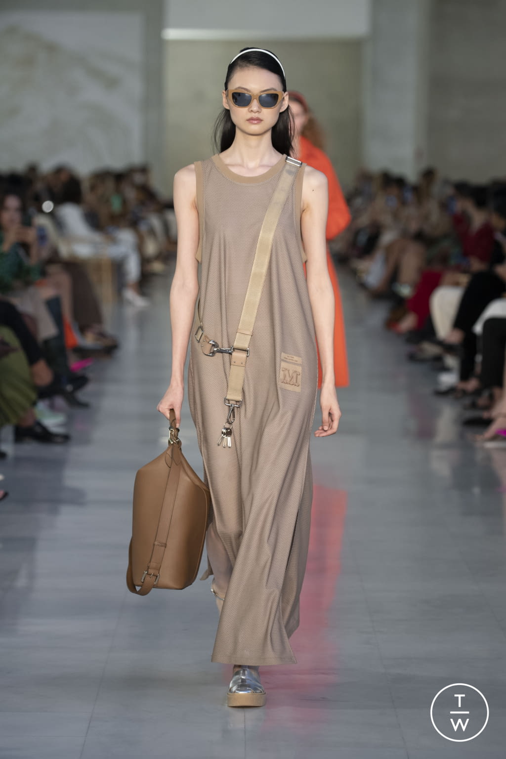 Fashion Week Milan Spring/Summer 2022 look 13 from the Max Mara collection 女装