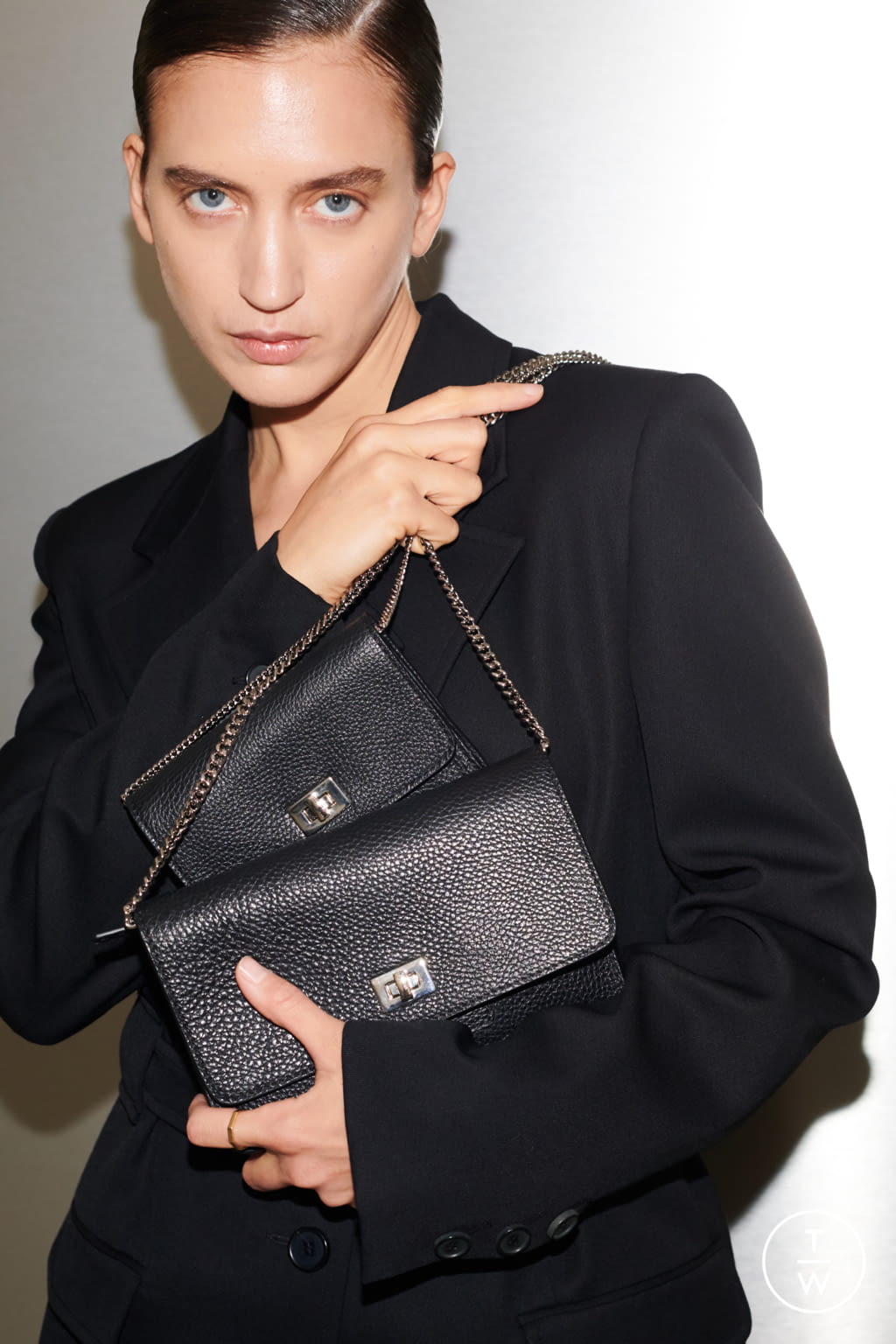 Fashion Week Paris Fall/Winter 2021 look 14 from the Barbara Bui collection womenswear accessories