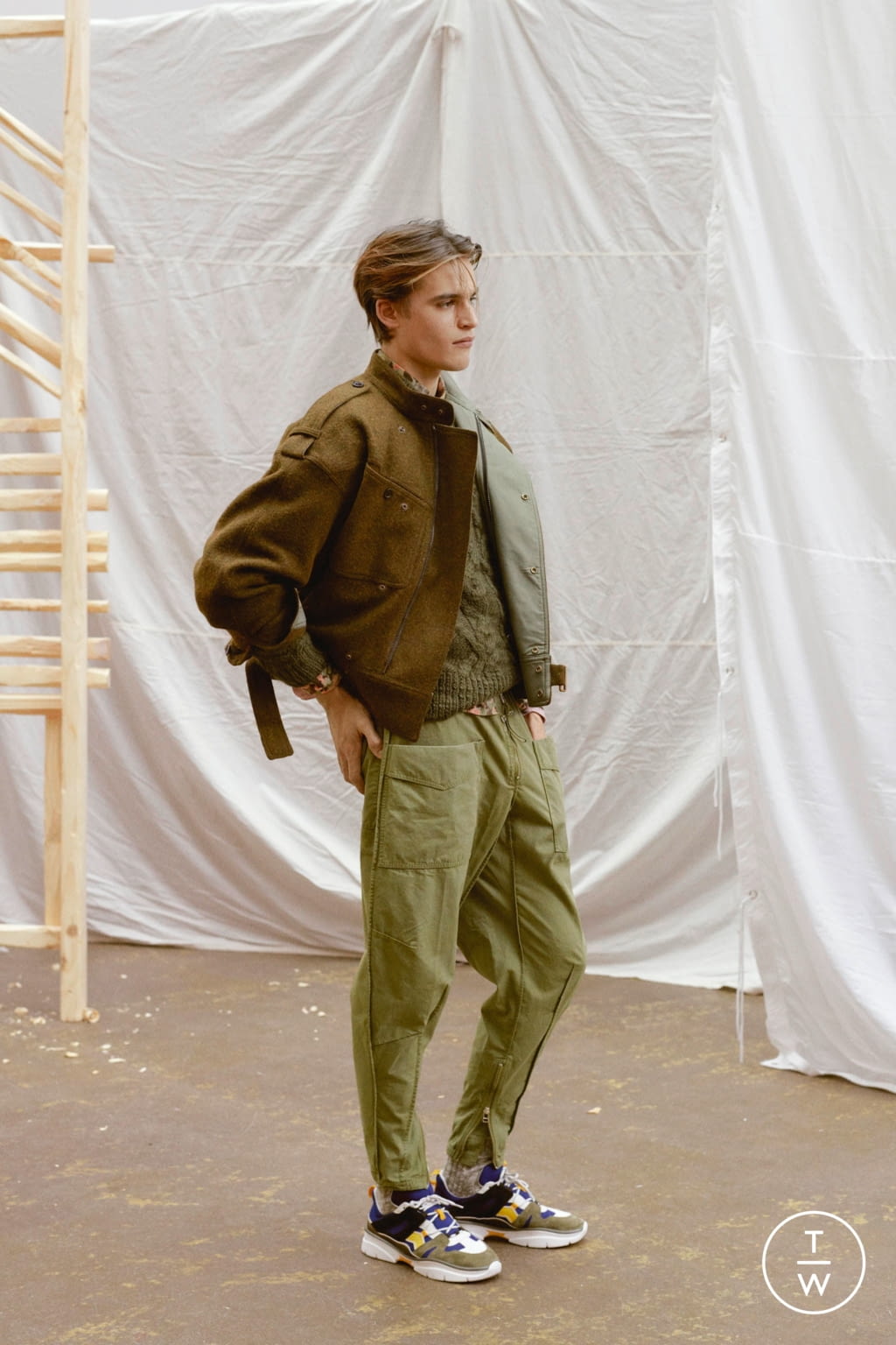 Fashion Week Paris Fall/Winter 2019 look 13 from the Isabel Marant collection menswear