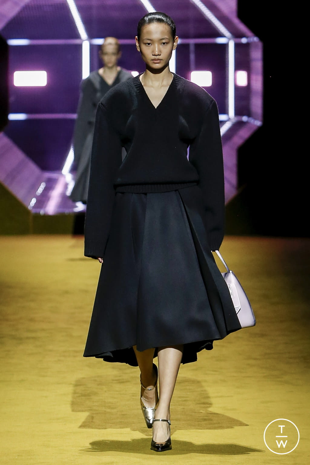 Fashion Week Milan Fall/Winter 2022 look 13 from the Prada collection 女装