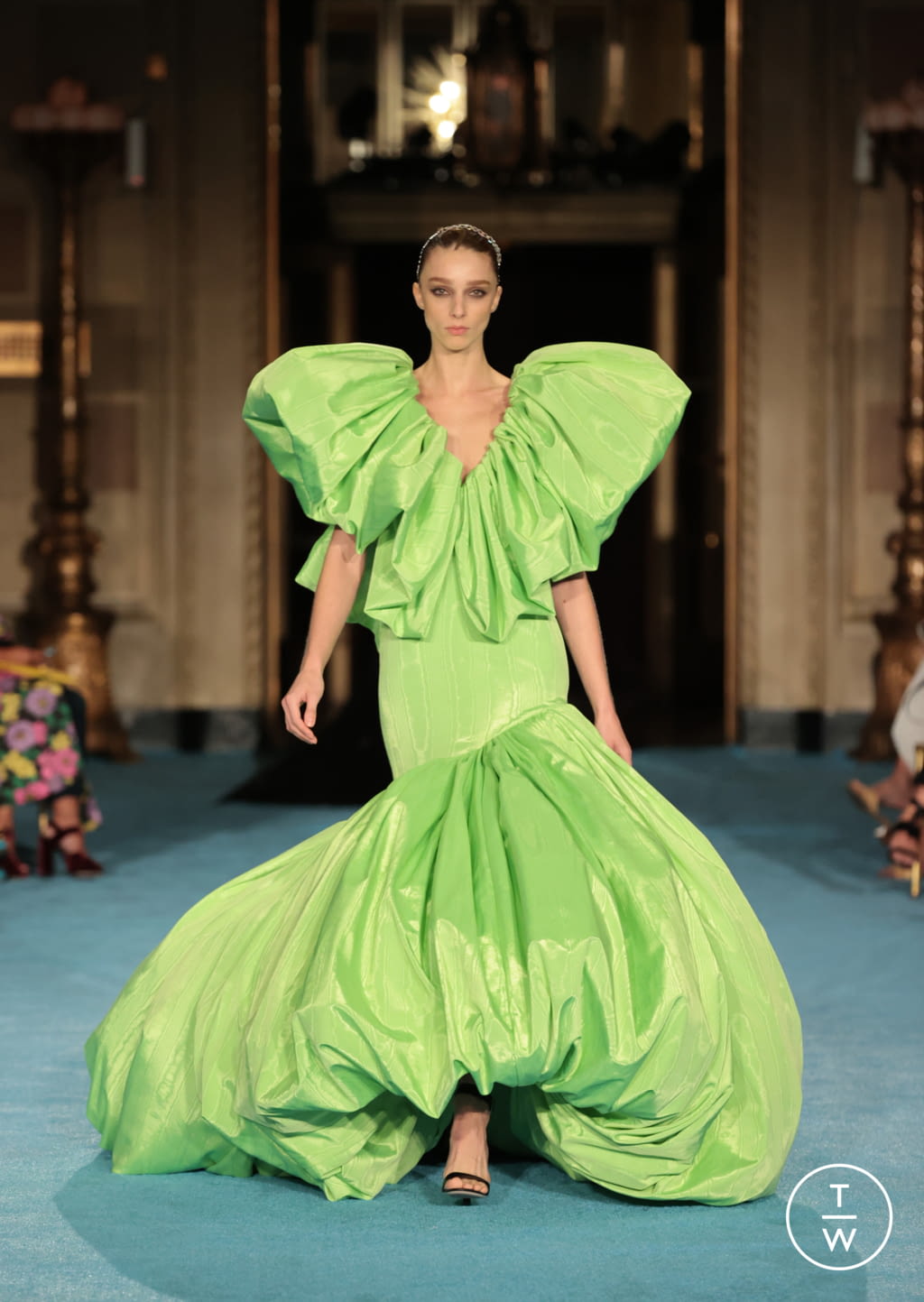 Fashion Week New York Spring/Summer 2022 look 55 from the Christian Siriano collection womenswear