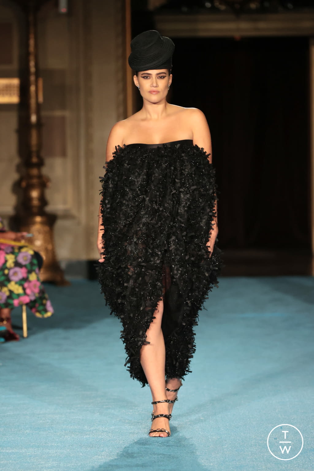 Fashion Week New York Spring/Summer 2022 look 45 from the Christian Siriano collection womenswear