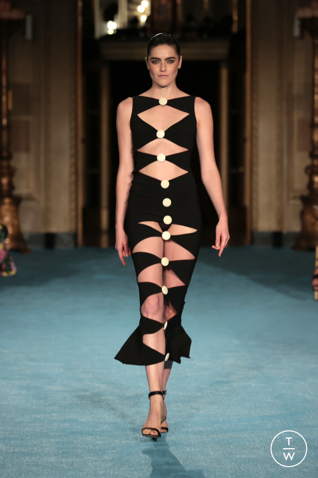 Fashion Week New York Spring/Summer 2022 look 8 de la collection Christian Siriano womenswear