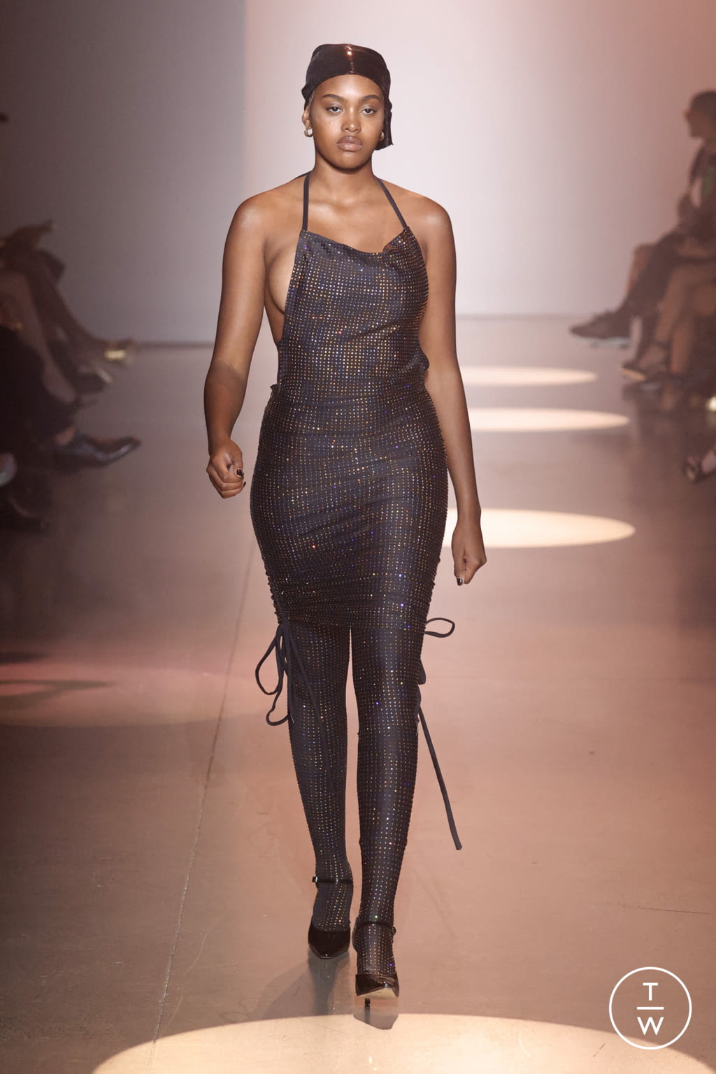 Fashion Week New York Spring/Summer 2022 look 2 from the Christian Cowan collection womenswear