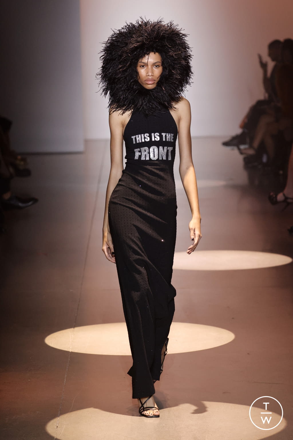Fashion Week New York Spring/Summer 2022 look 28 from the Christian Cowan collection 女装