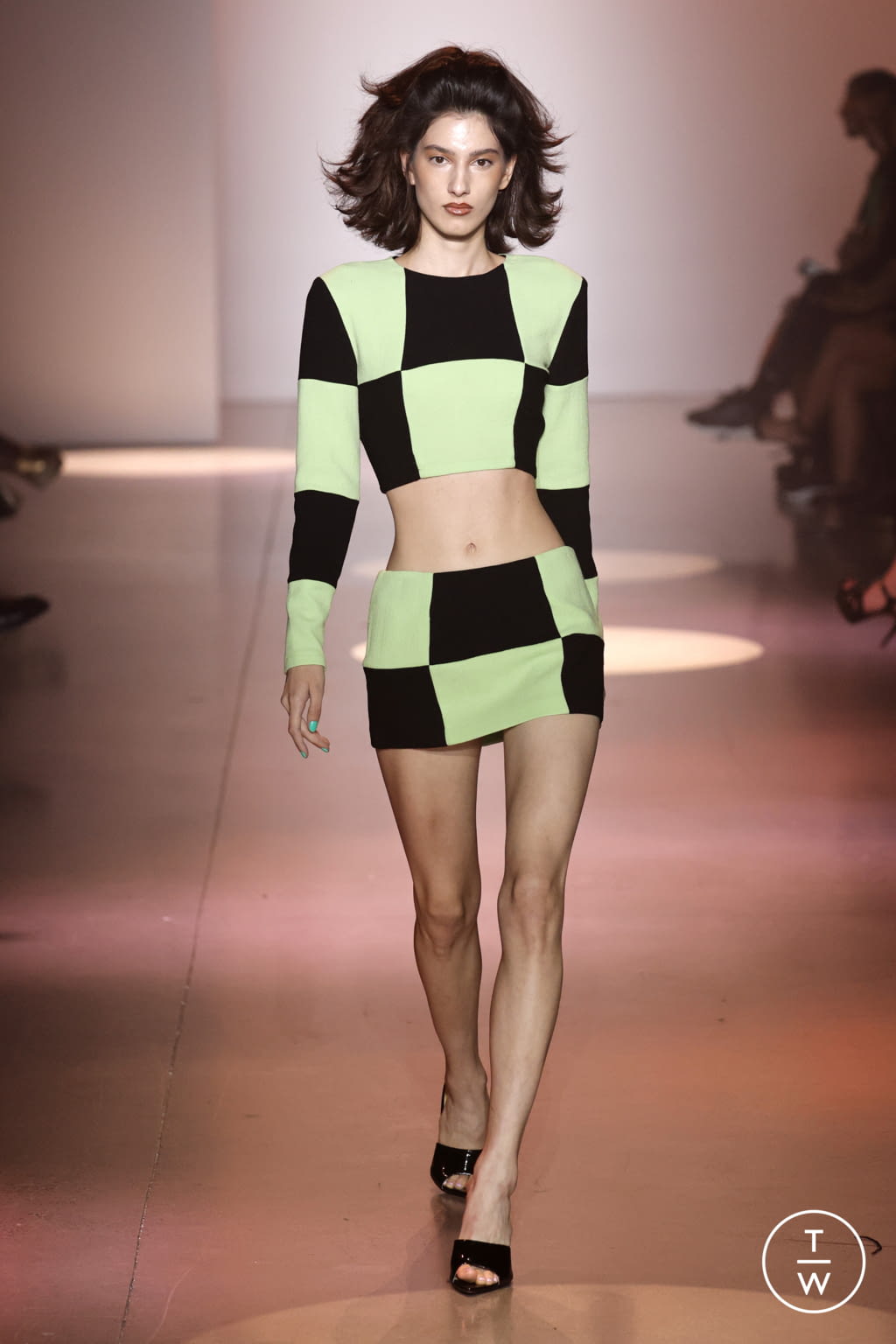 Fashion Week New York Spring/Summer 2022 look 13 de la collection Christian Cowan womenswear