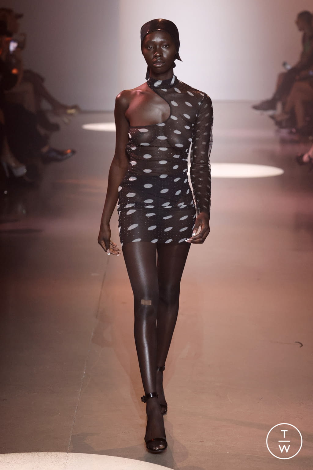 Fashion Week New York Spring/Summer 2022 look 9 from the Christian Cowan collection womenswear