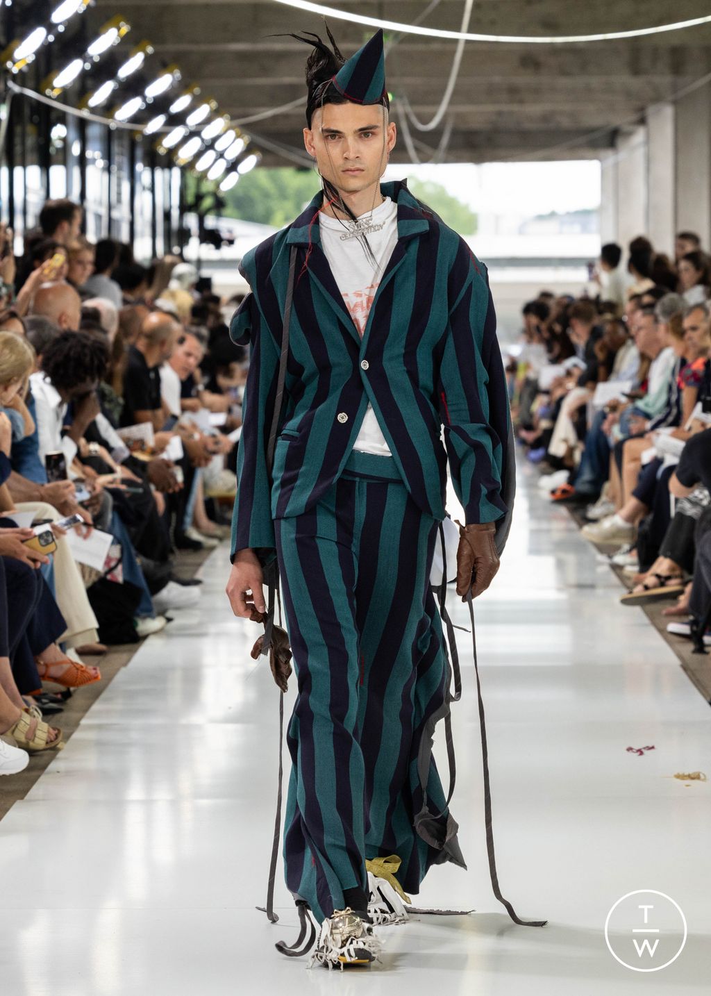 Fashion Week Paris Spring/Summer 2024 look 132 from the IFM PARIS collection menswear