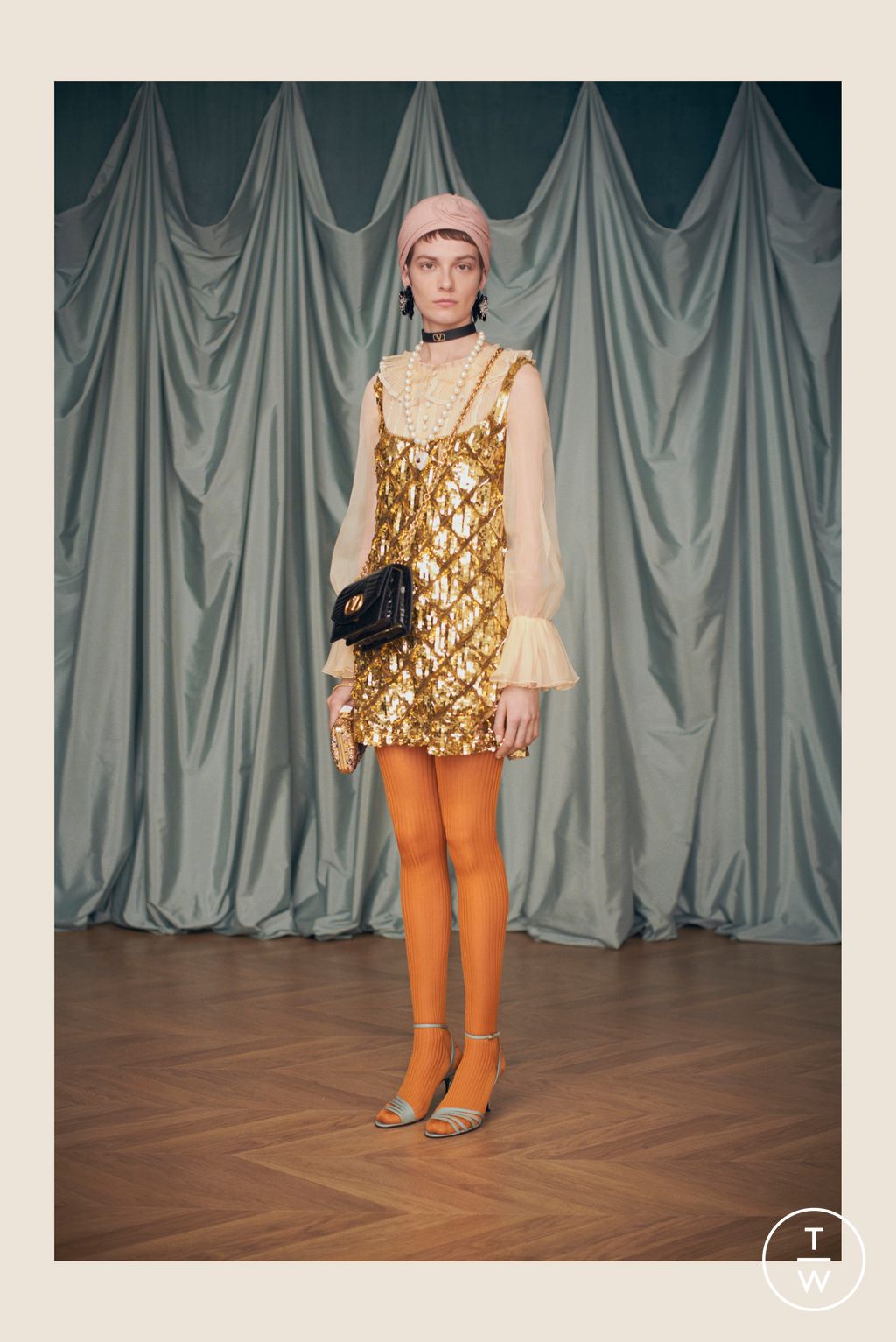 Fashion Week Paris Resort 2025 look 132 from the Valentino collection womenswear