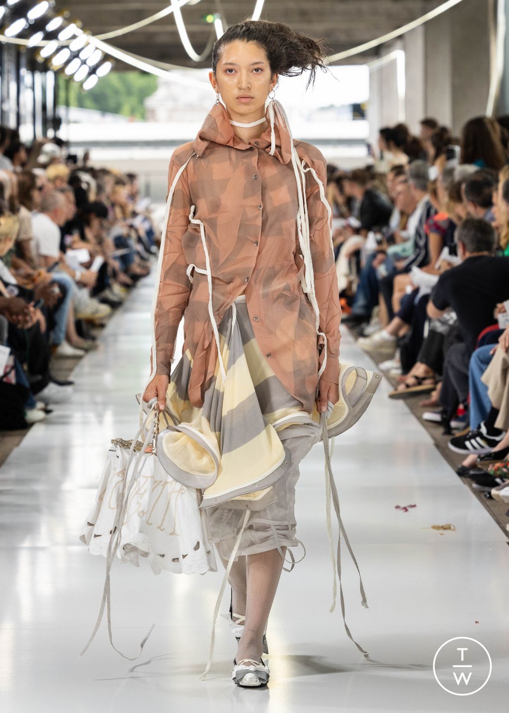 Fashion Week Paris Spring/Summer 2024 look 134 de la collection IFM PARIS menswear