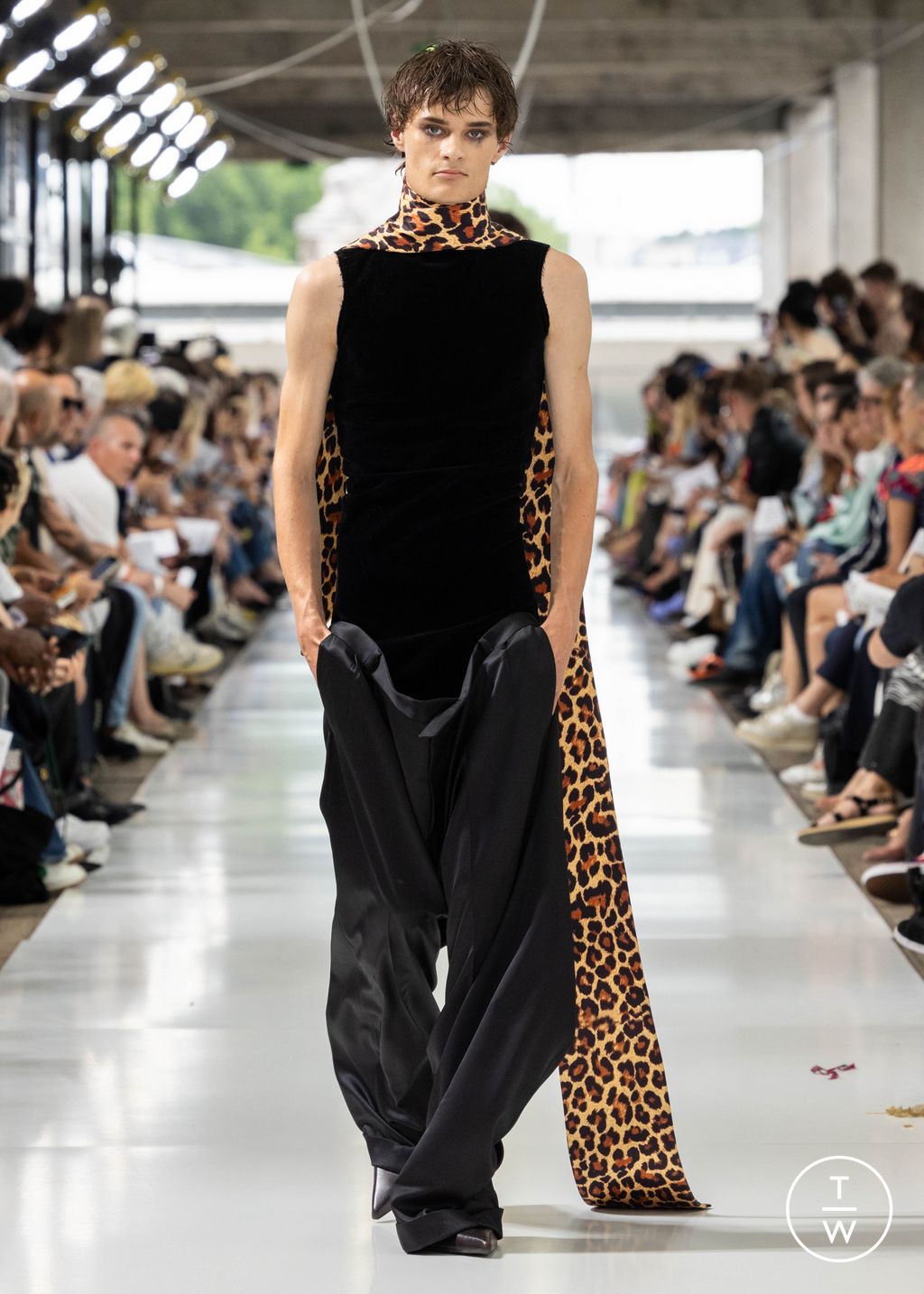 Fashion Week Paris Spring/Summer 2024 look 135 from the IFM PARIS collection menswear