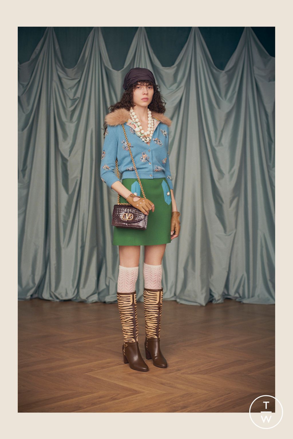 Fashion Week Paris Resort 2025 look 135 from the Valentino collection womenswear