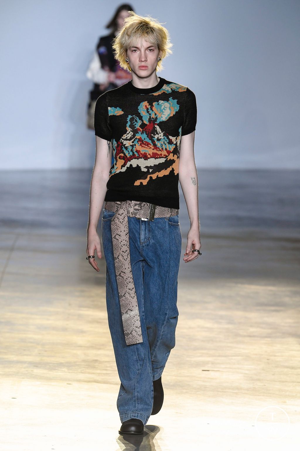 Fashion Week Paris Fall/Winter 2023 look 21 de la collection Wooyoungmi menswear