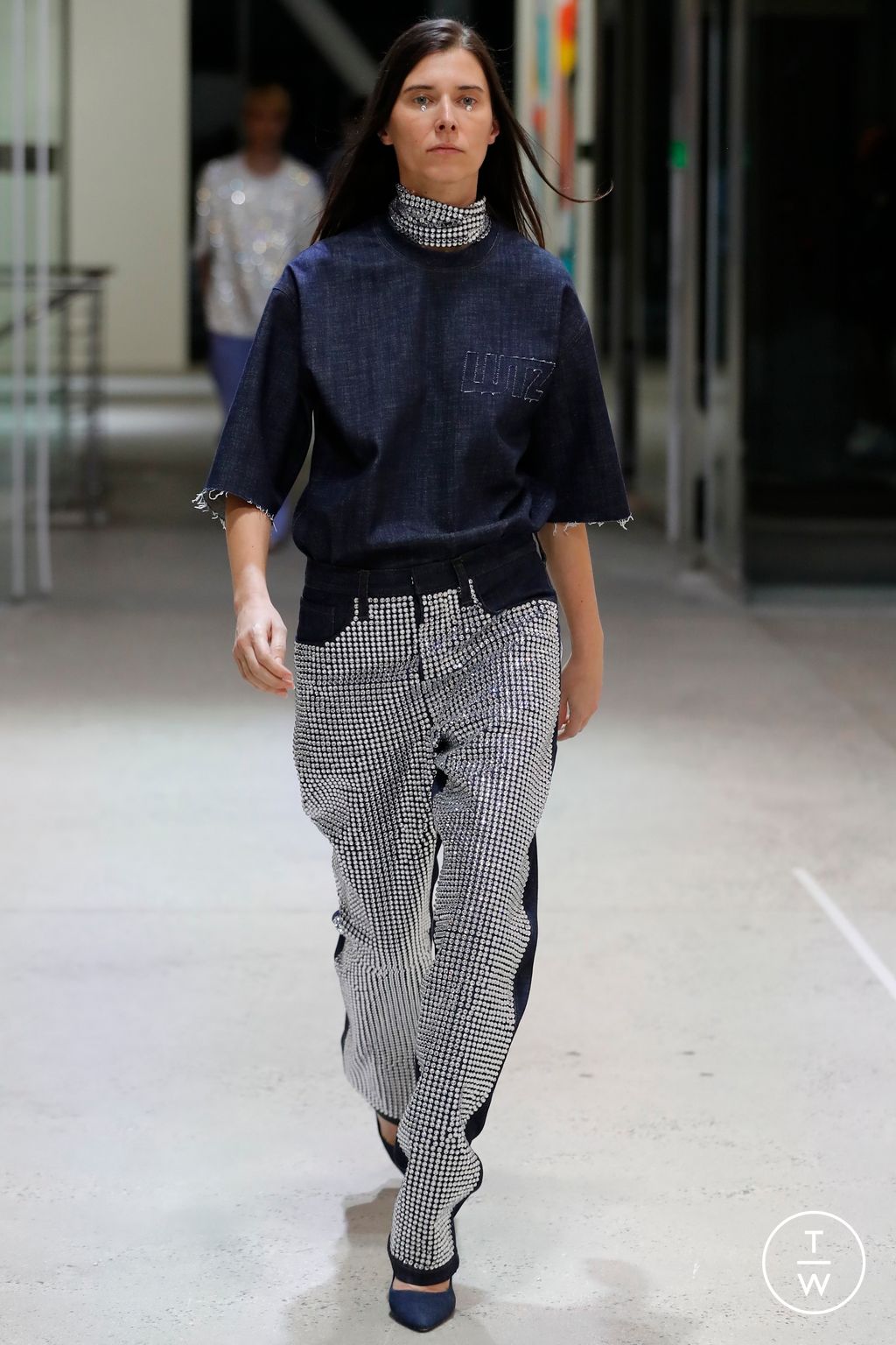 Fashion Week Paris Spring/Summer 2023 look 13 from the AZ Factory collection 女装