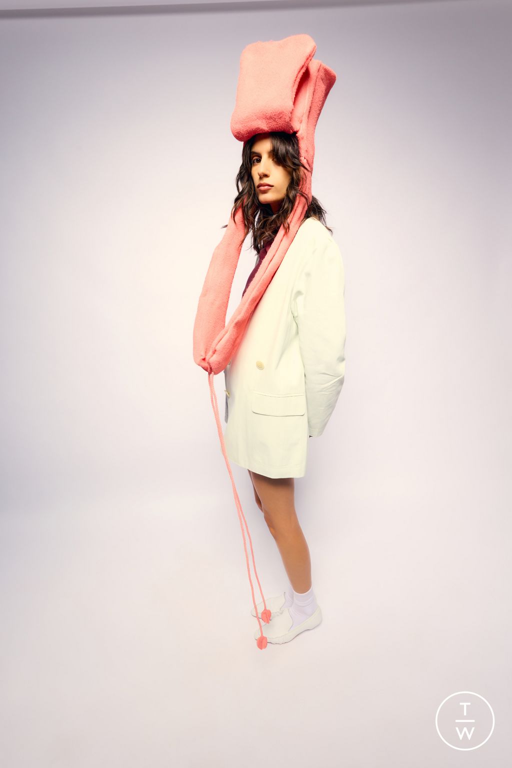 Fashion Week New York Pre-Fall 2025 look 13 de la collection Tibi womenswear