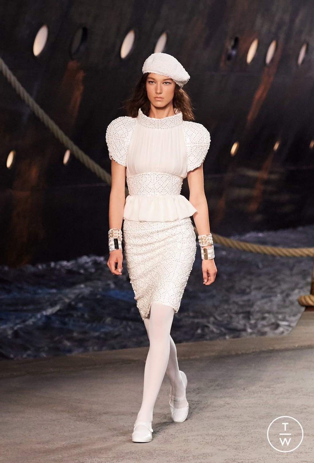 Fashion Week Paris Resort 2019 look 14 from the Chanel collection 女装