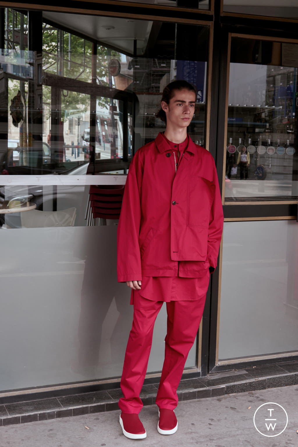 Fashion Week Paris Spring/Summer 2019 look 14 from the Lemaire collection menswear