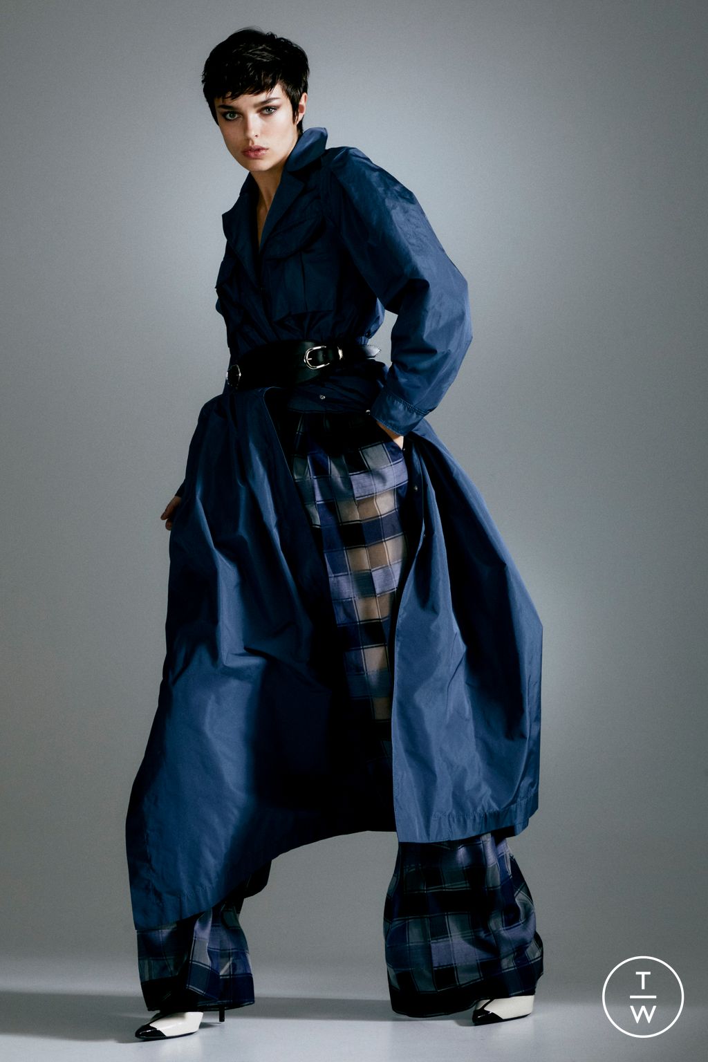 Fashion Week Milan Pre-Fall 2024 look 14 de la collection Alberta Ferretti womenswear