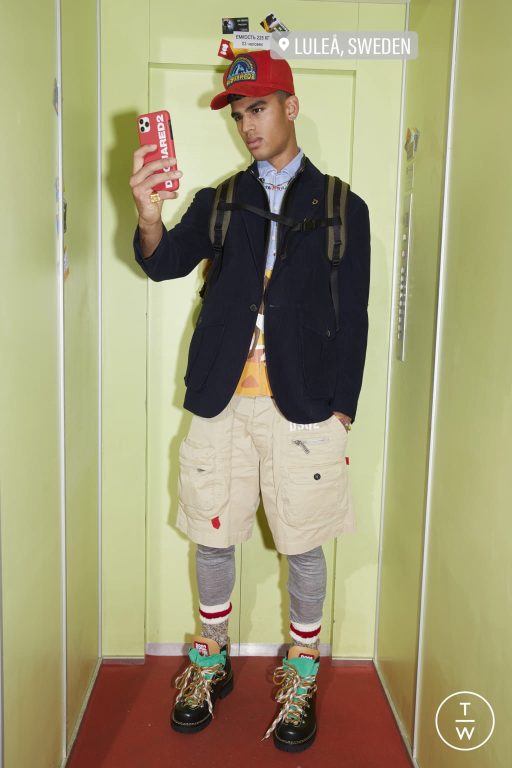 Fashion Week Milan Pre-Fall 2022 look 14 from the Dsquared2 collection menswear