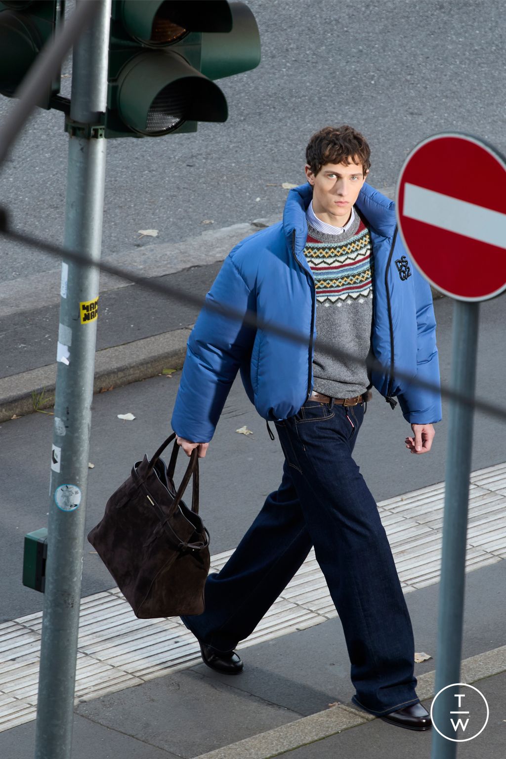 Fashion Week Milan Pre-Fall 2025 look 14 from the Dsquared2 collection 男装