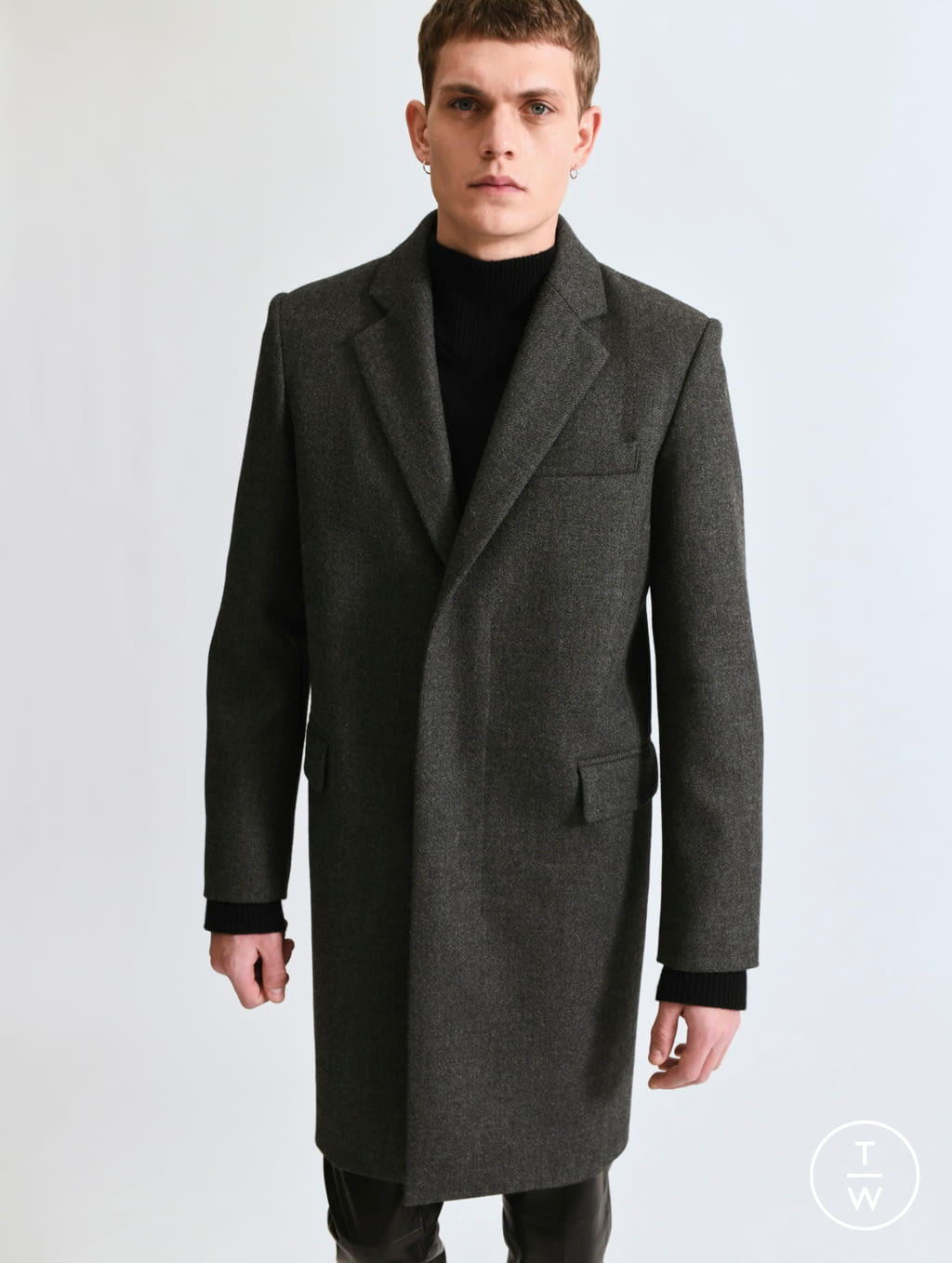 Fashion Week Paris Fall/Winter 2021 look 14 from the Barbara Bui collection menswear