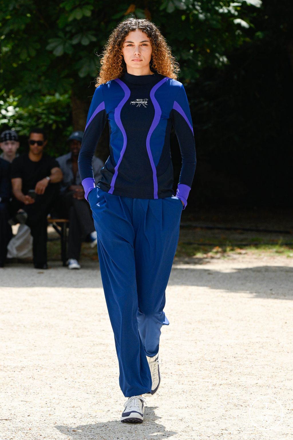 Fashion Week Paris Spring/Summer 2026 look 14 de la collection White Mountaineering menswear